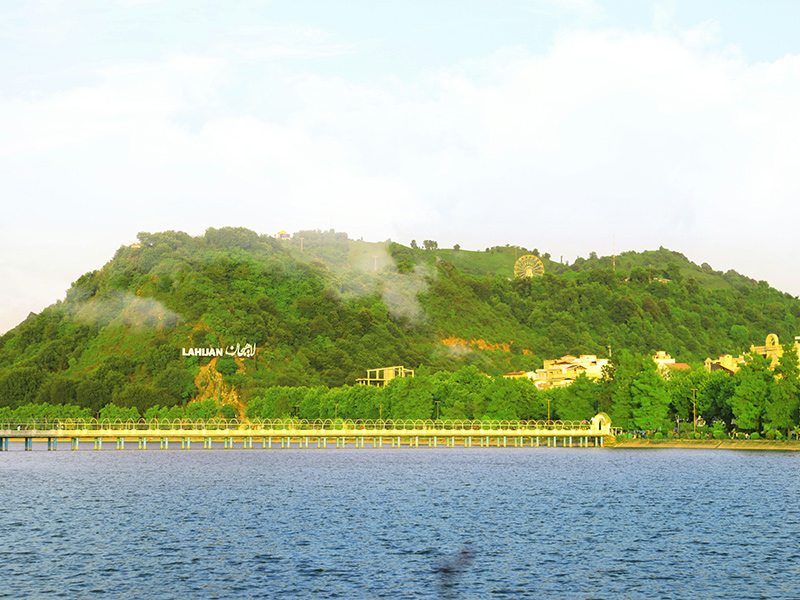 شیطان کوه لاهیجان؛ تلفیق افسانه و طبیعت 1 شیطان کوه لاهیجان