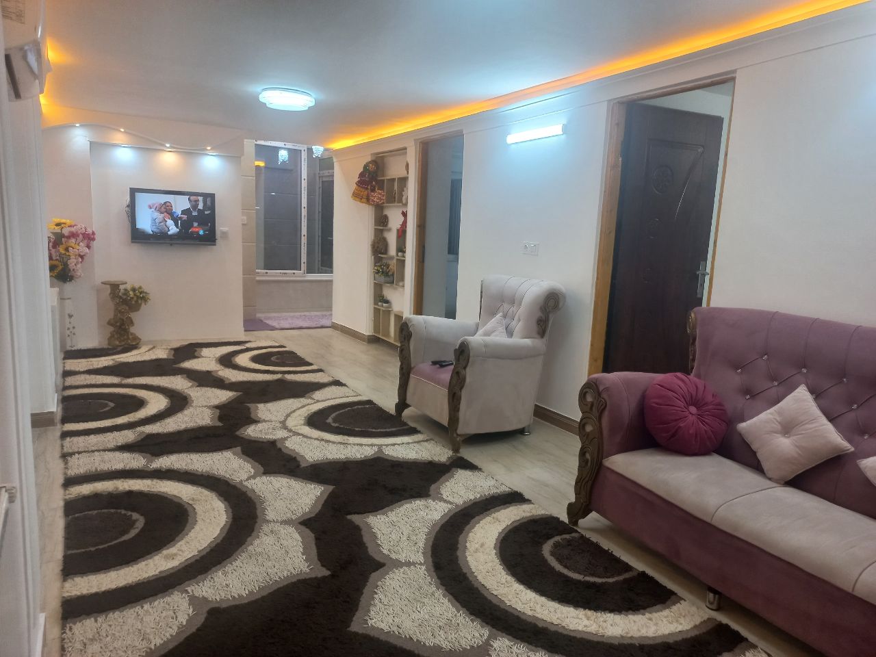 سوئیت دو خوابه لوکس جعفری لاهیجان